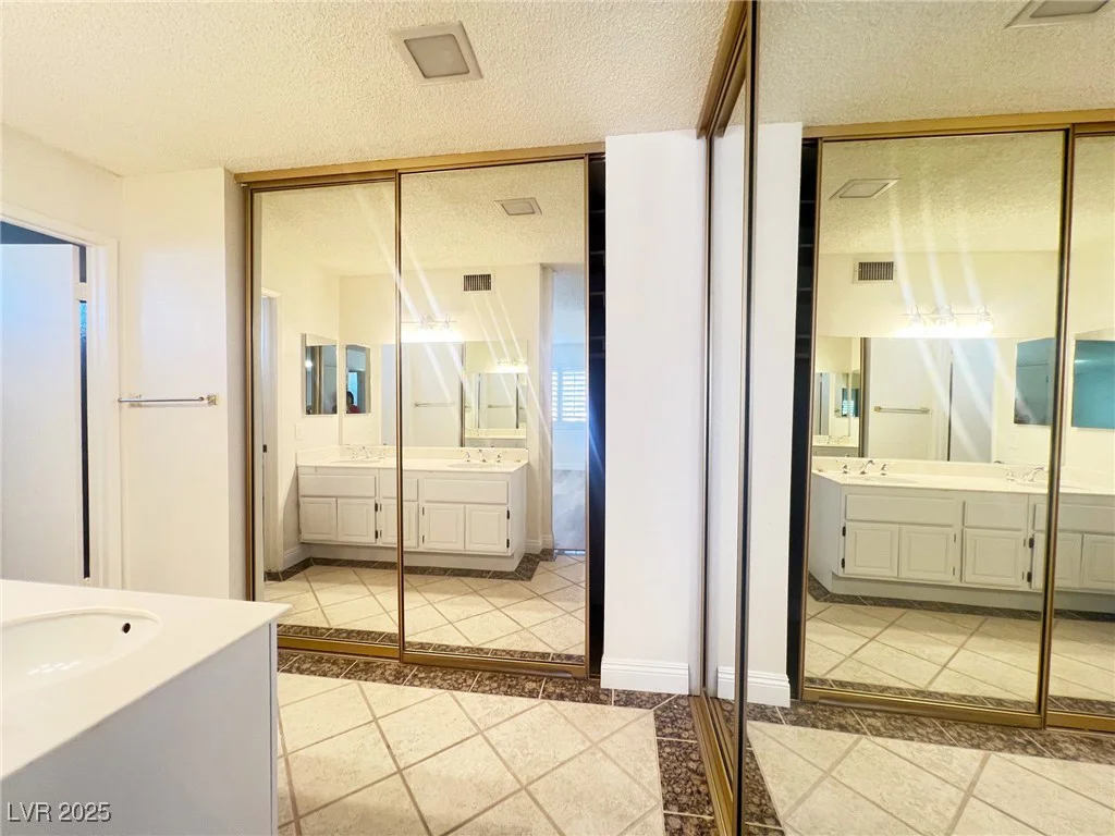 4684 Trevins, Las Vegas, NV 89103