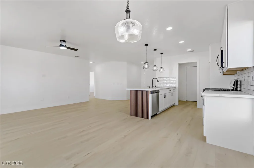 2220 Patriotic, North Las Vegas, NV 89032