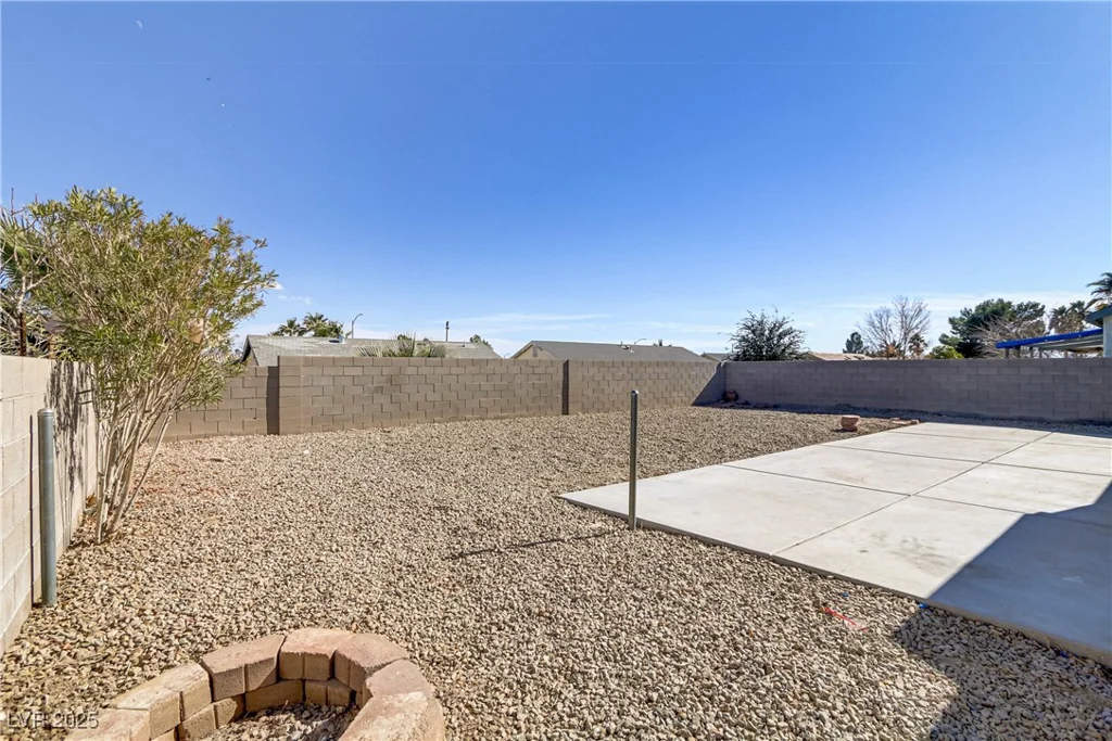 2220 Patriotic, North Las Vegas, NV 89032