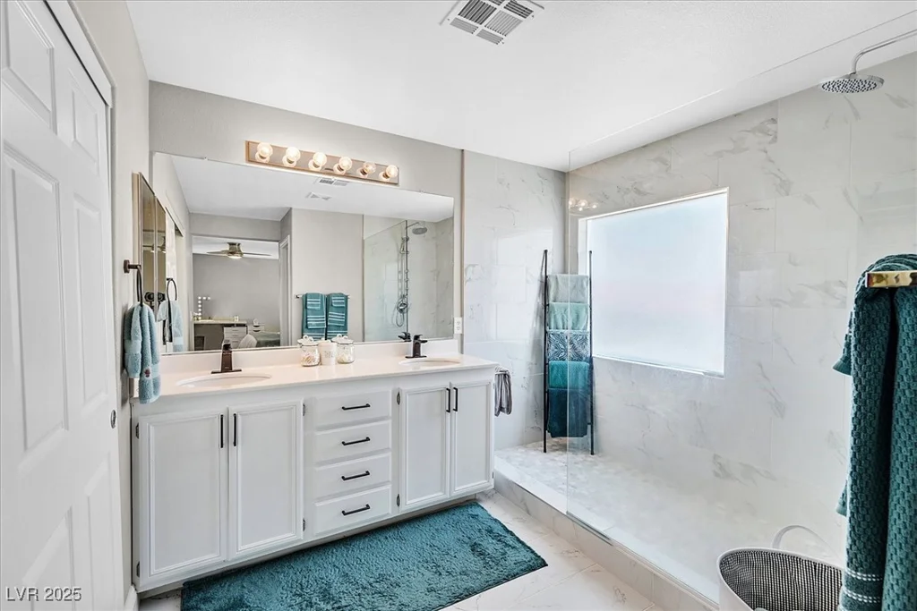772 La Tosca, Las Vegas, NV 89138