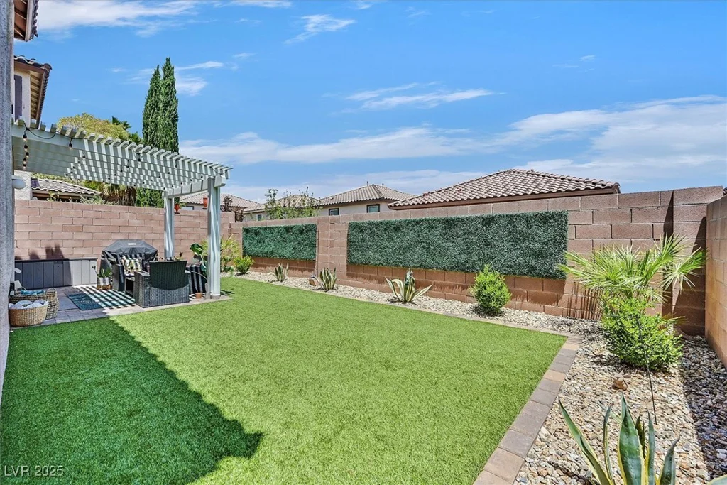 772 La Tosca, Las Vegas, NV 89138