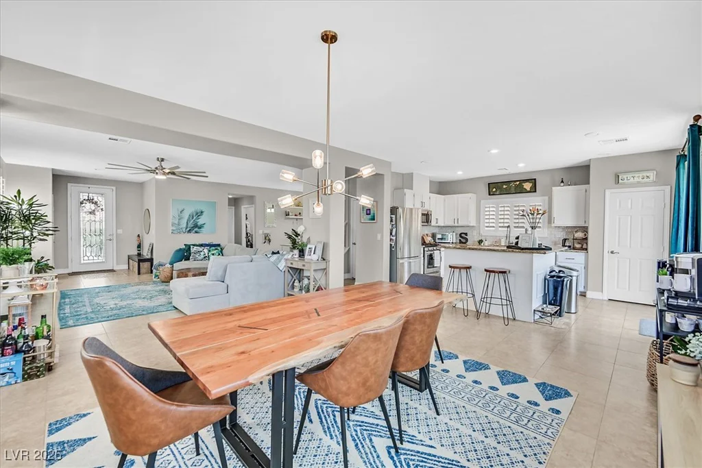 772 La Tosca, Las Vegas, NV 89138