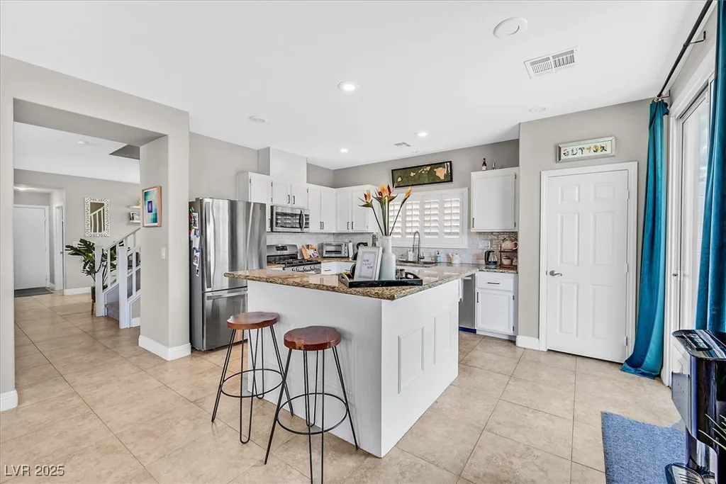 772 La Tosca, Las Vegas, NV 89138