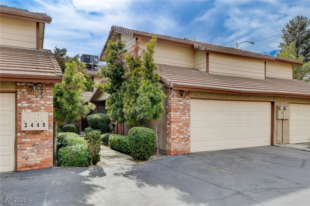 3449 Lorilou, Las Vegas, NV 89121