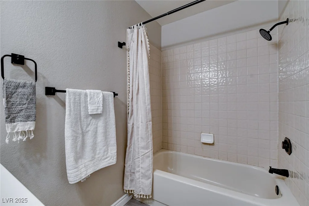 3449 Lorilou, Las Vegas, NV 89121