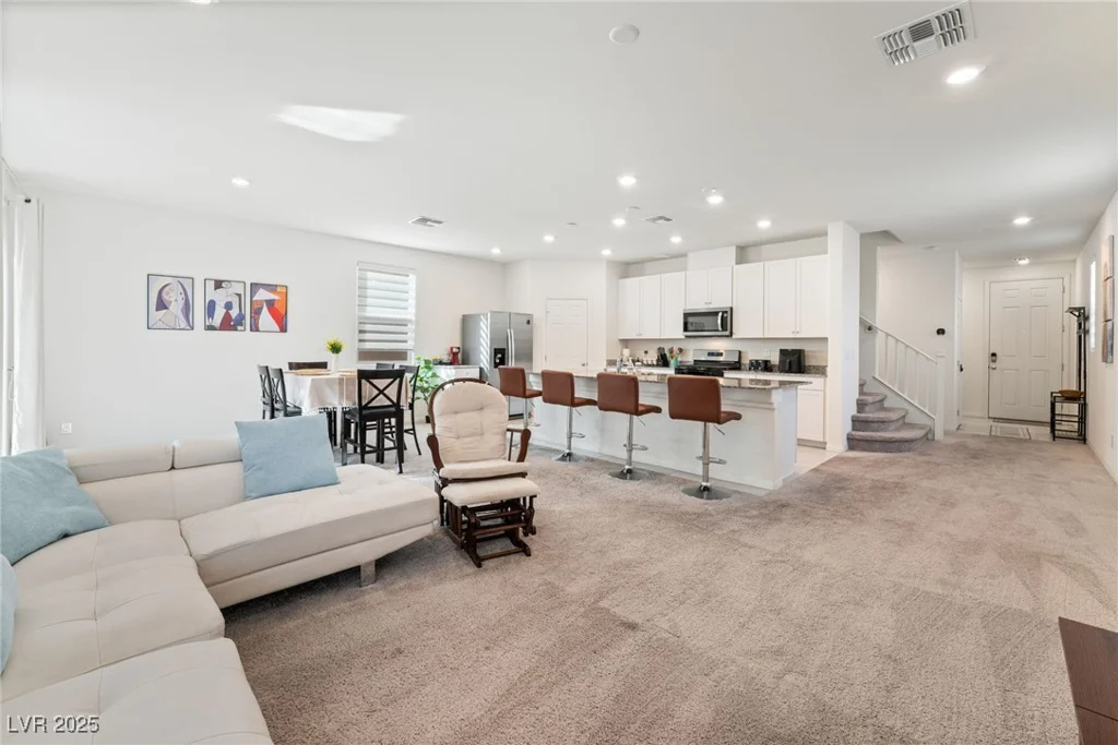 7281 Saxby, Las Vegas, NV 89113