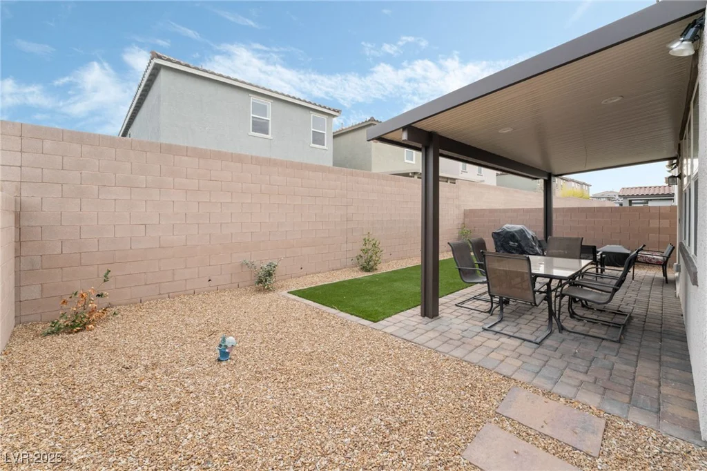7281 Saxby, Las Vegas, NV 89113