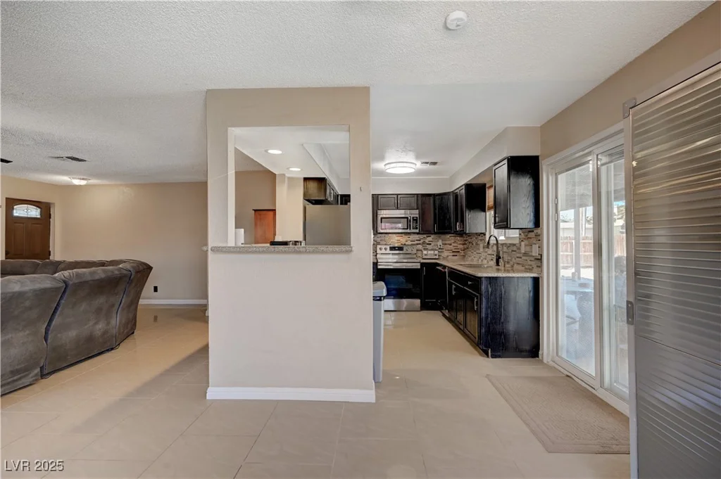 3910 Geist, Las Vegas, NV 89115