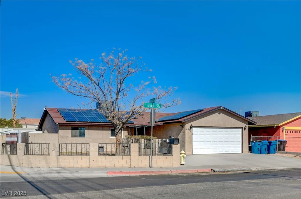 3910 Geist, Las Vegas, NV 89115