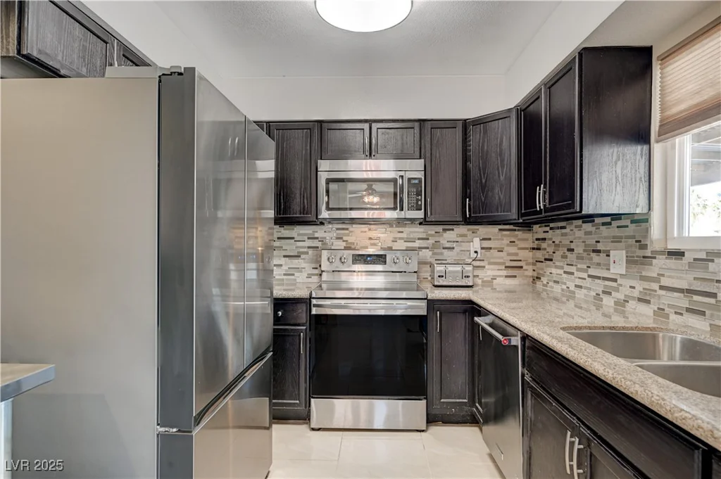 3910 Geist, Las Vegas, NV 89115