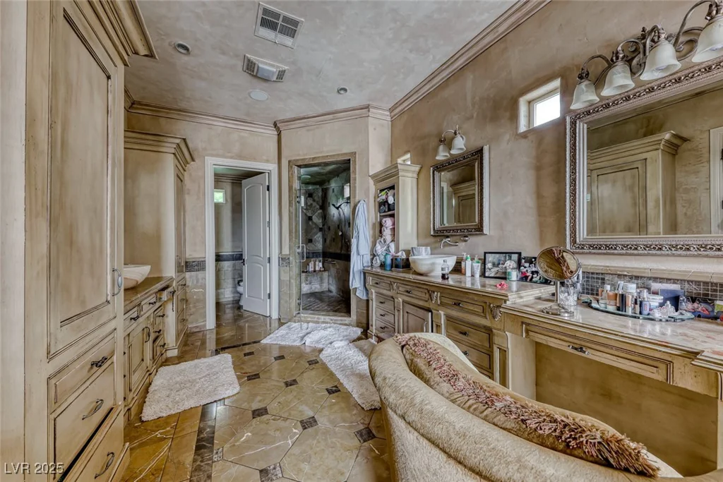 2049 Troon, Henderson, NV 89074