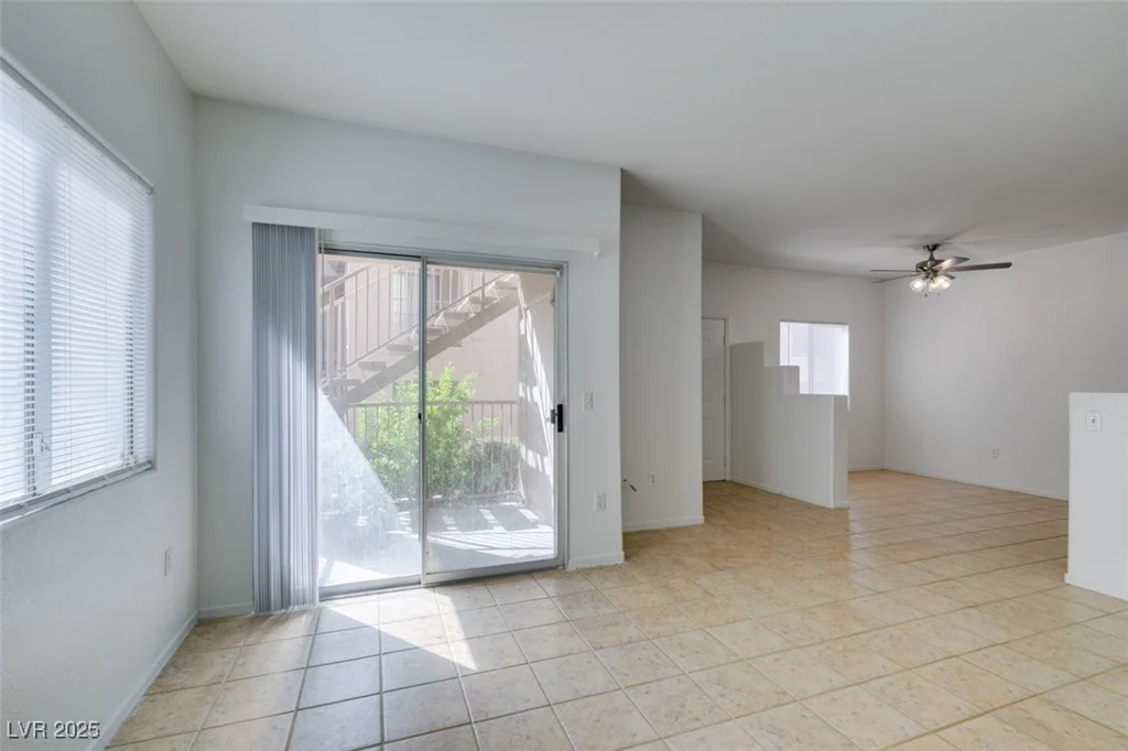 2110 Los Feliz, Las Vegas, NV 89156