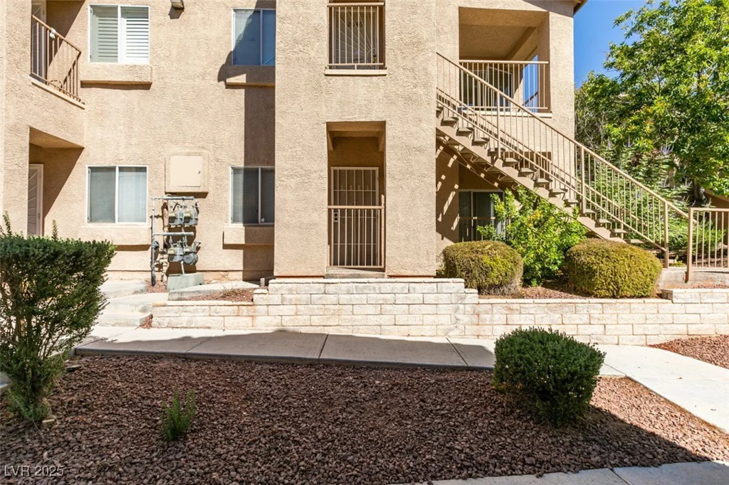 2110 Los Feliz, Las Vegas, NV 89156