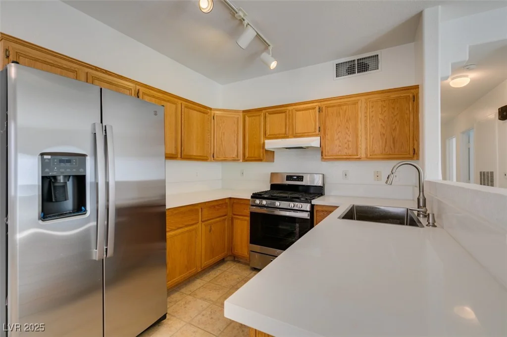 2110 Los Feliz, Las Vegas, NV 89156
