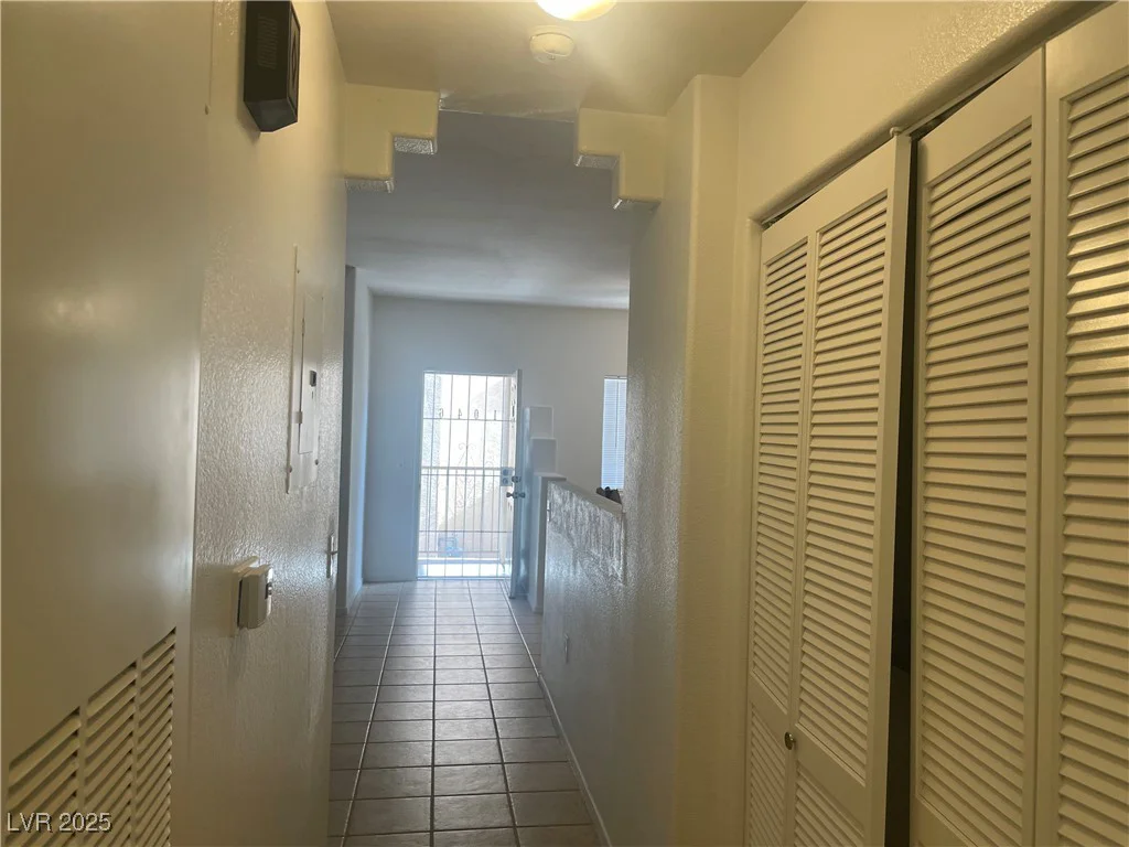 2110 Los Feliz, Las Vegas, NV 89156
