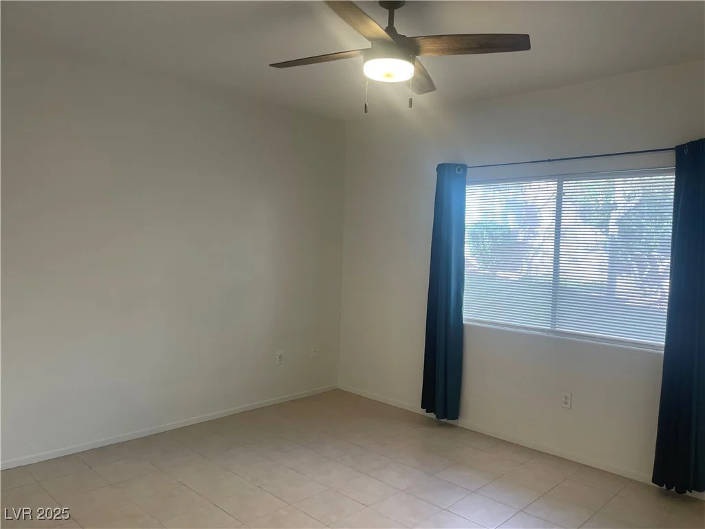 2110 Los Feliz, Las Vegas, NV 89156