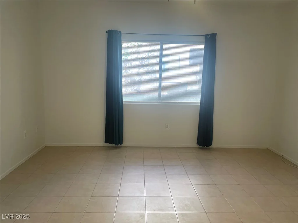 2110 Los Feliz, Las Vegas, NV 89156