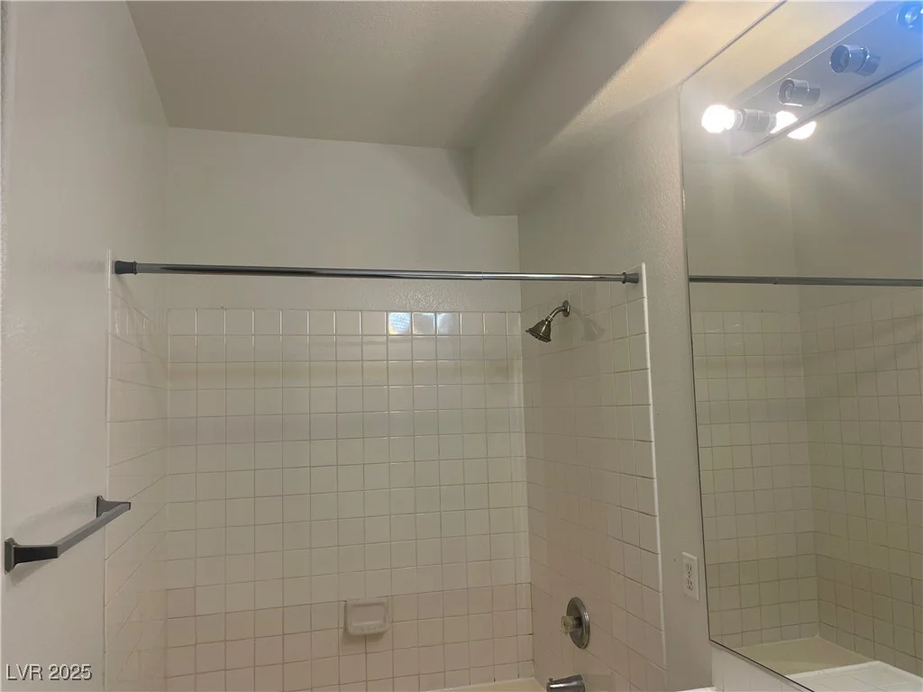 2110 Los Feliz, Las Vegas, NV 89156