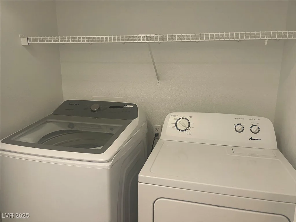 2110 Los Feliz, Las Vegas, NV 89156