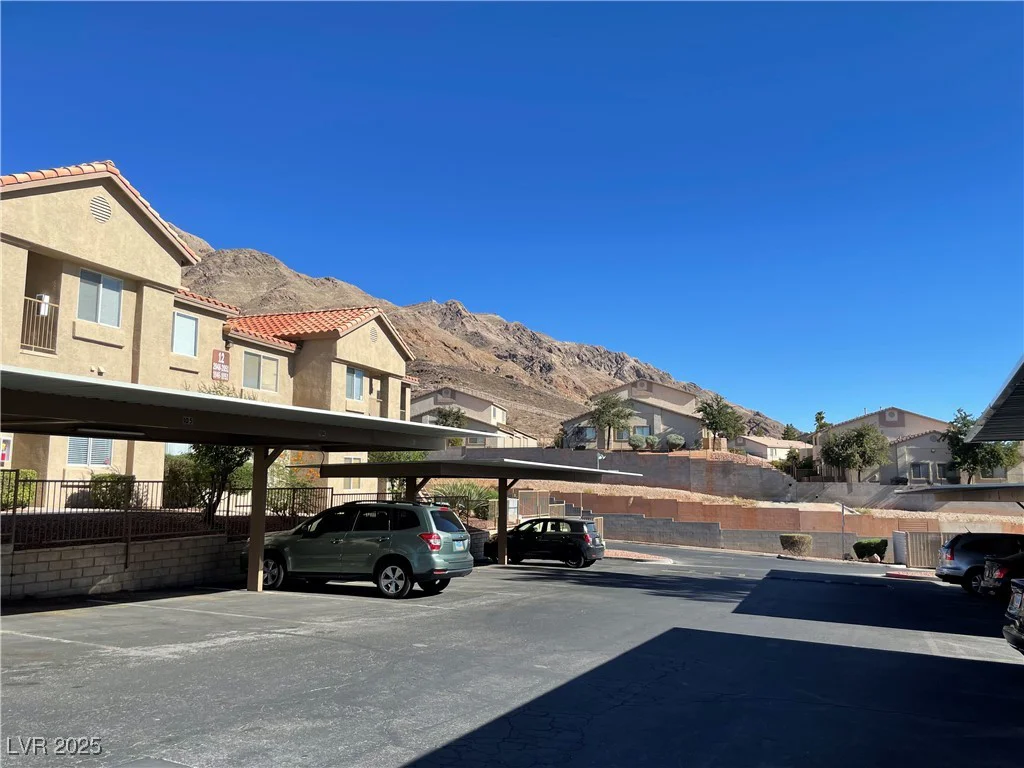 2110 Los Feliz, Las Vegas, NV 89156