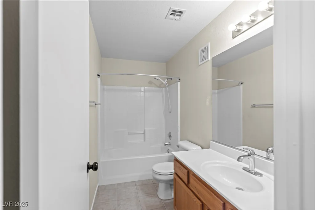 3883 Starfield, Las Vegas, NV 89147