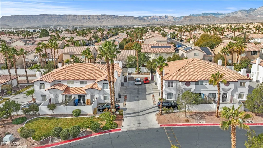 3883 Starfield, Las Vegas, NV 89147
