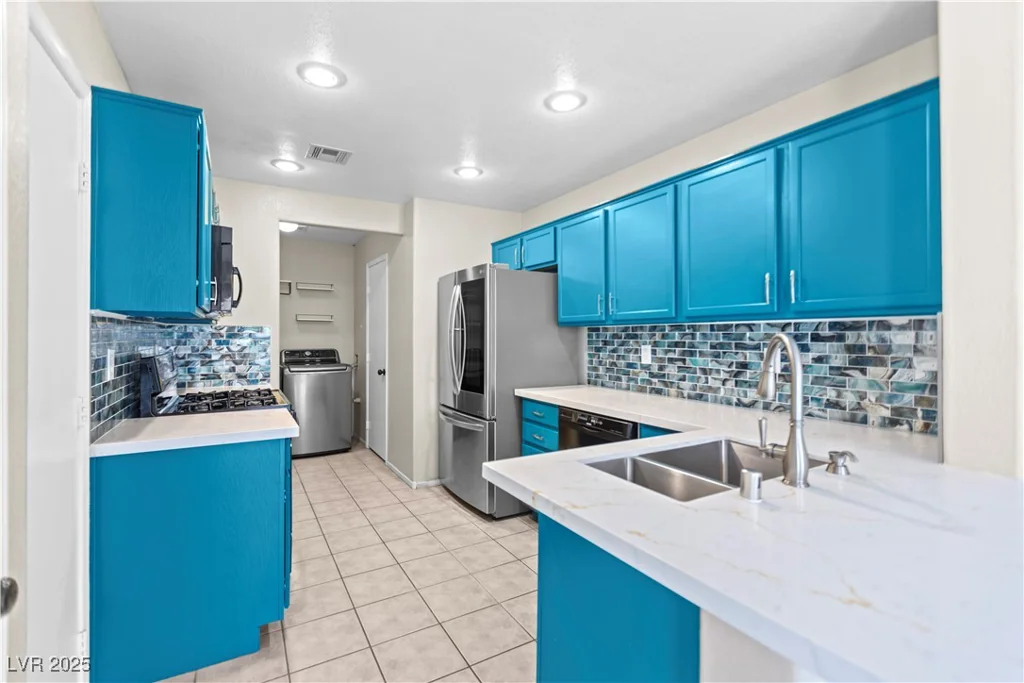 3883 Starfield, Las Vegas, NV 89147