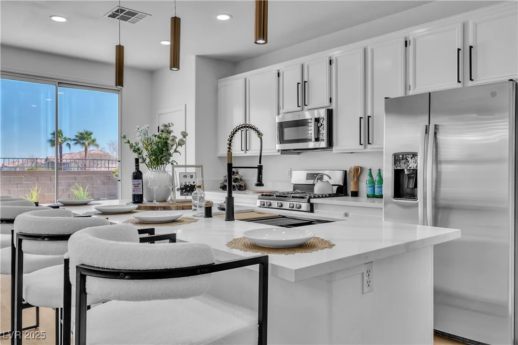 3596 April Springs, Las Vegas, NV 89147