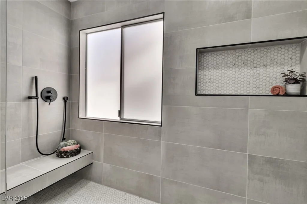 3596 April Springs, Las Vegas, NV 89147