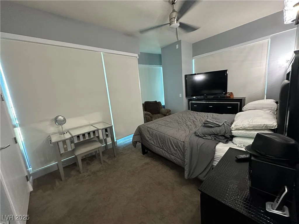 4575 Dean Martin, Las Vegas, NV 89103