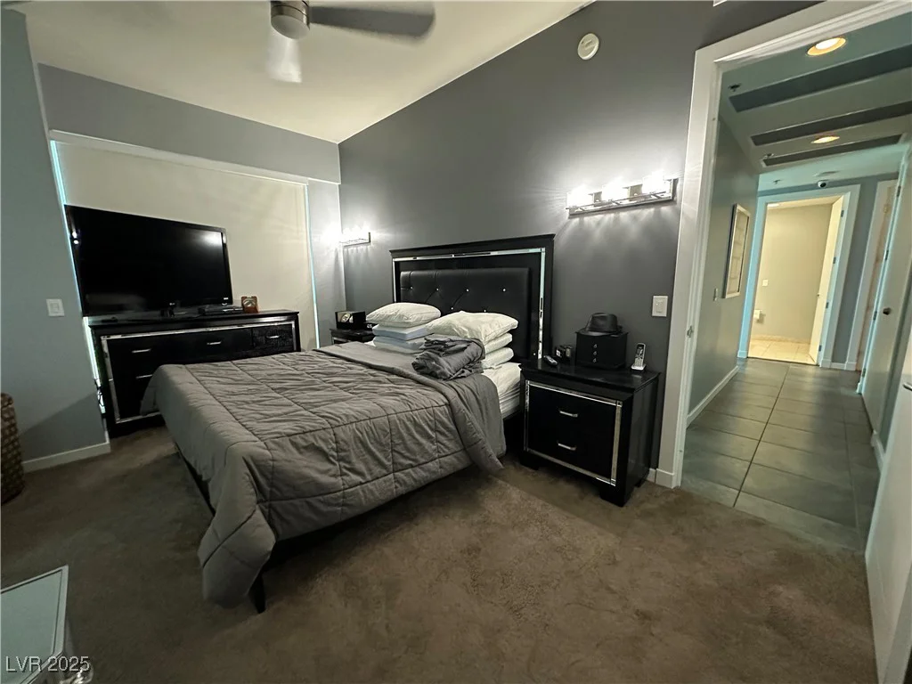 4575 Dean Martin, Las Vegas, NV 89103