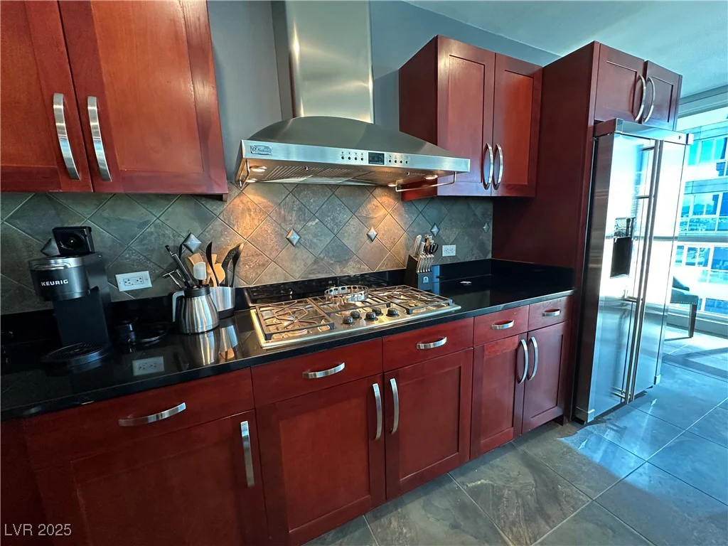4575 Dean Martin, Las Vegas, NV 89103