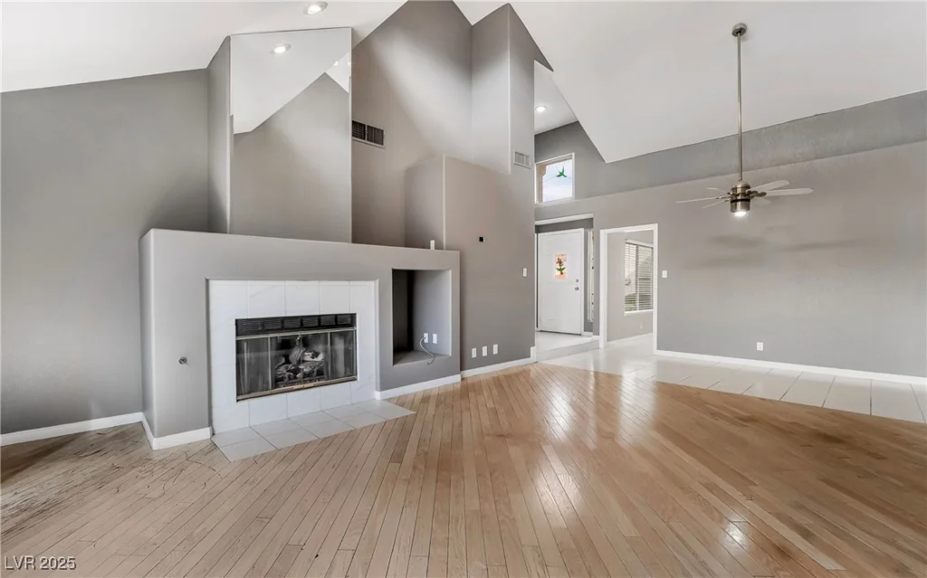 6914 Emerald Springs, Las Vegas, NV 89113