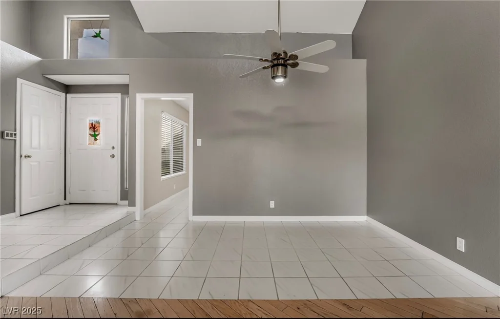6914 Emerald Springs, Las Vegas, NV 89113