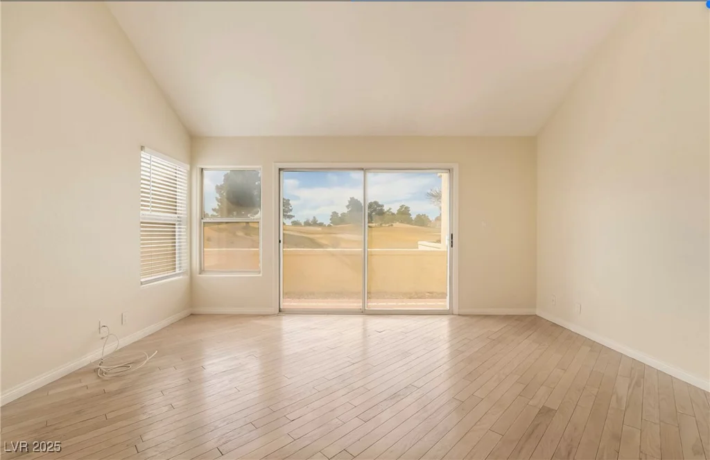 6914 Emerald Springs, Las Vegas, NV 89113