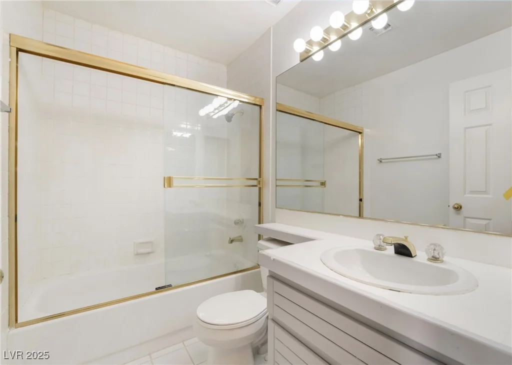 6914 Emerald Springs, Las Vegas, NV 89113