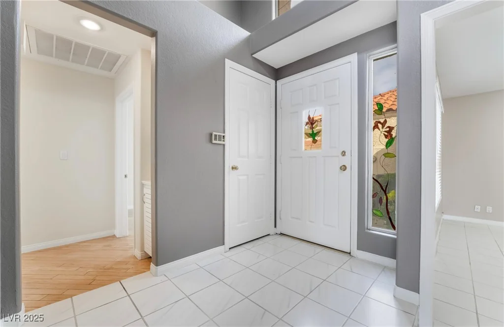6914 Emerald Springs, Las Vegas, NV 89113