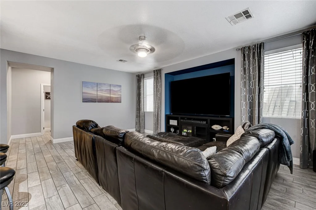 190 Mount Saint Helens, Henderson, NV 89012