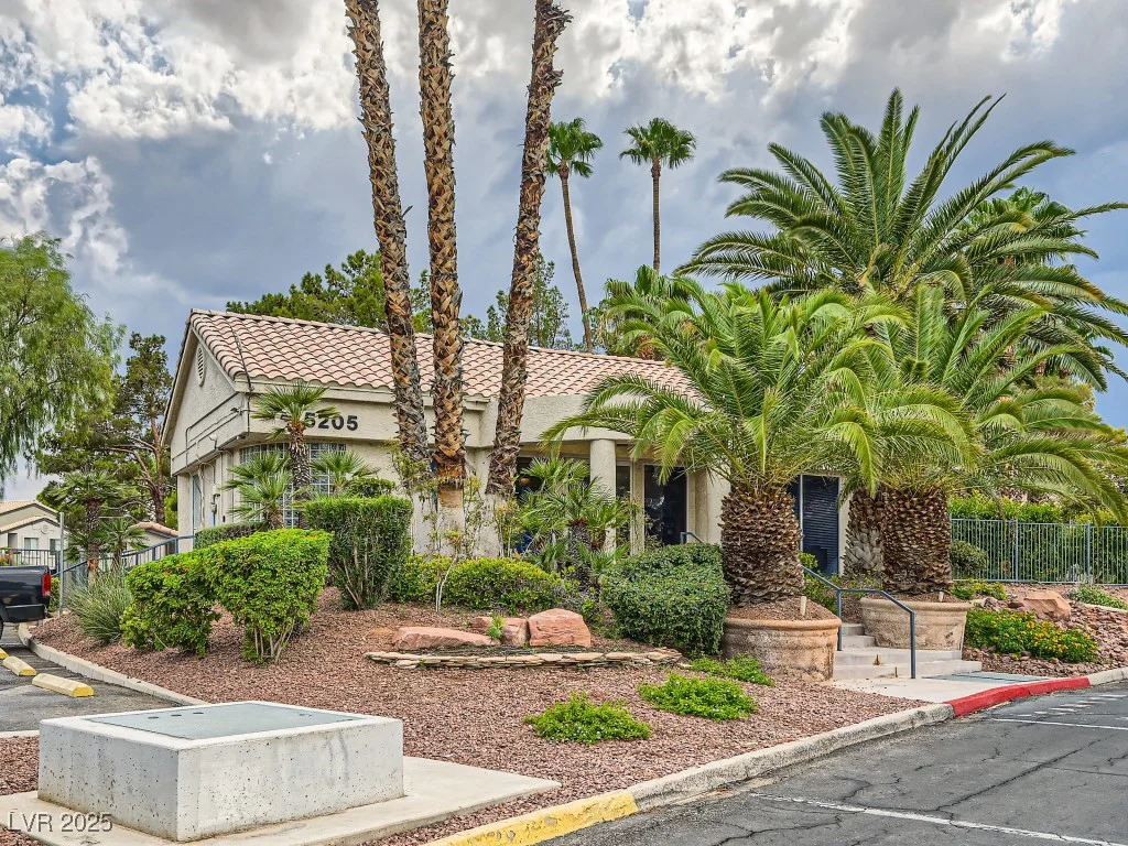 3055 Key Largo, Las Vegas, NV 89120