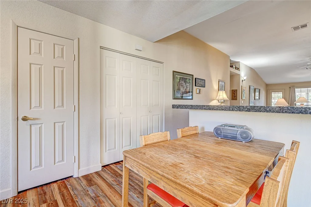 5105 Kingsbridge, Las Vegas, NV 89130