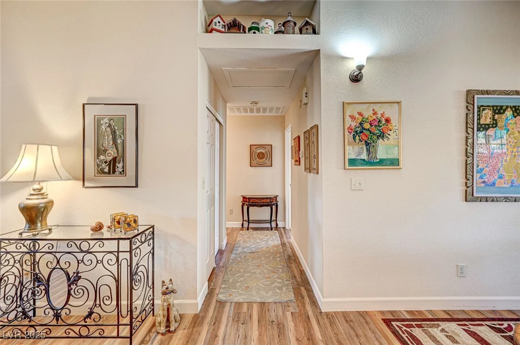 5105 Kingsbridge, Las Vegas, NV 89130