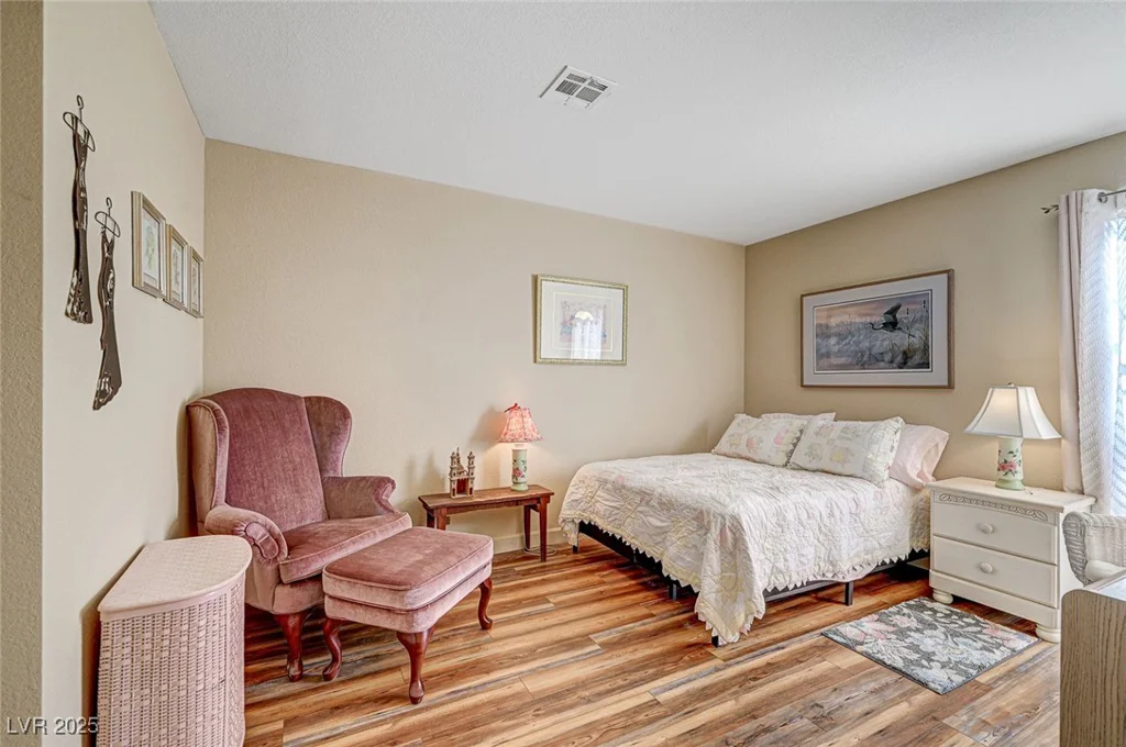 5105 Kingsbridge, Las Vegas, NV 89130