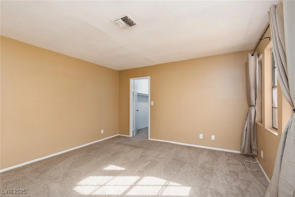3990 Avebury, Las Vegas, NV 89121