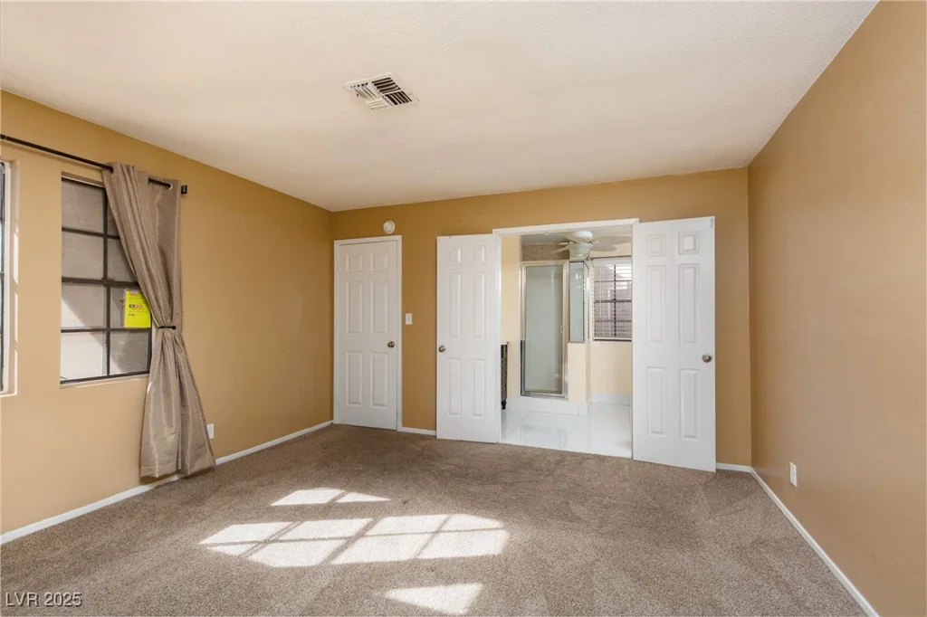 3990 Avebury, Las Vegas, NV 89121