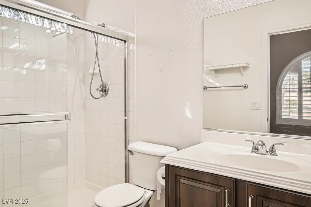 8109 Mountain Forest, Las Vegas, NV 89129