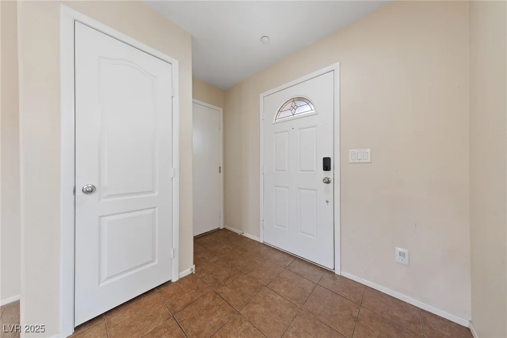 1162 Paradise Desert, Henderson, NV 89002