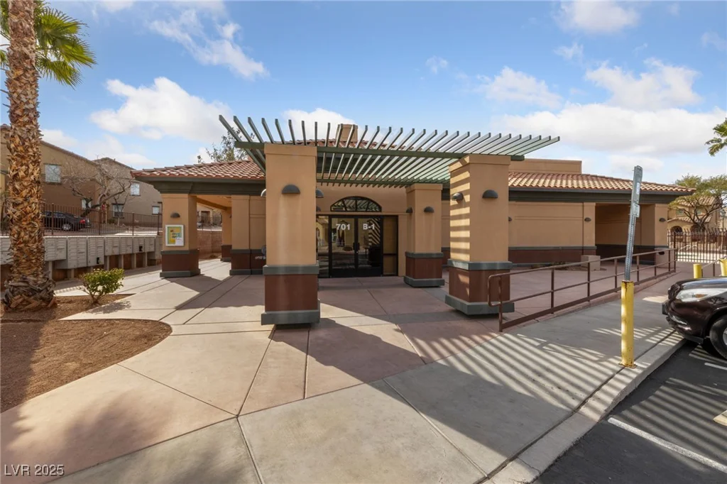 1162 Paradise Desert, Henderson, NV 89002