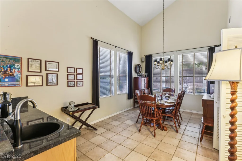 198 Adomeit, Henderson, NV 89074