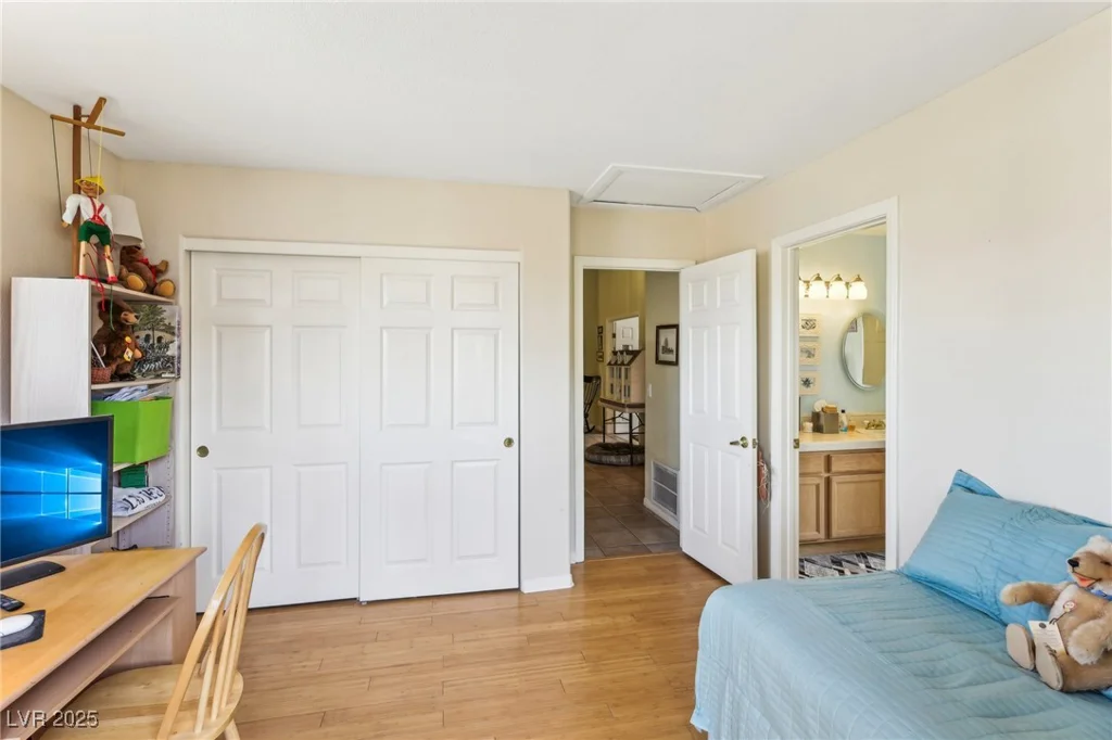 198 Adomeit, Henderson, NV 89074