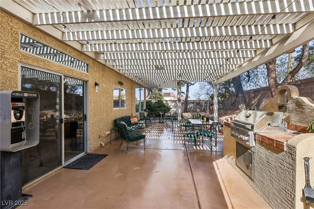 198 Adomeit, Henderson, NV 89074